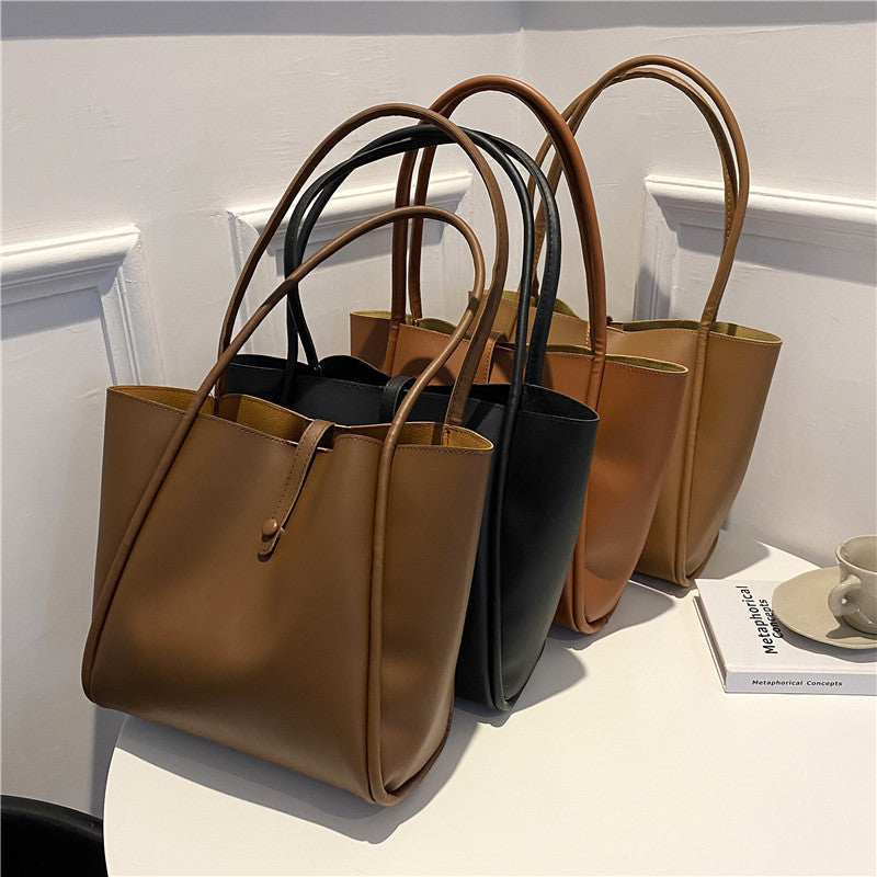 StyleEase – Women's Fashion Tote with Pouch