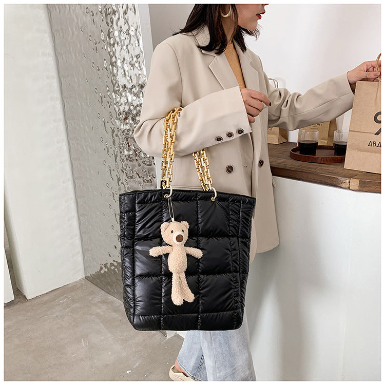 BoldLuxe – Thick Chain Leather Tote for Women