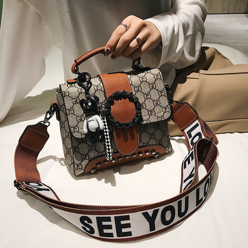 RegalPrint – Elegant Diamond Pattern Tote Bag