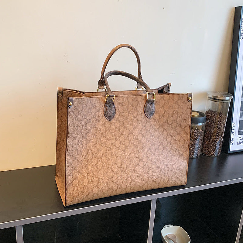 RetroVibe – Vintage-Style Shoulder Tote for Women
