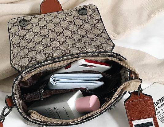 RegalPrint – Elegant Diamond Pattern Tote Bag