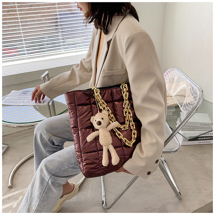 BoldLuxe – Thick Chain Leather Tote for Women