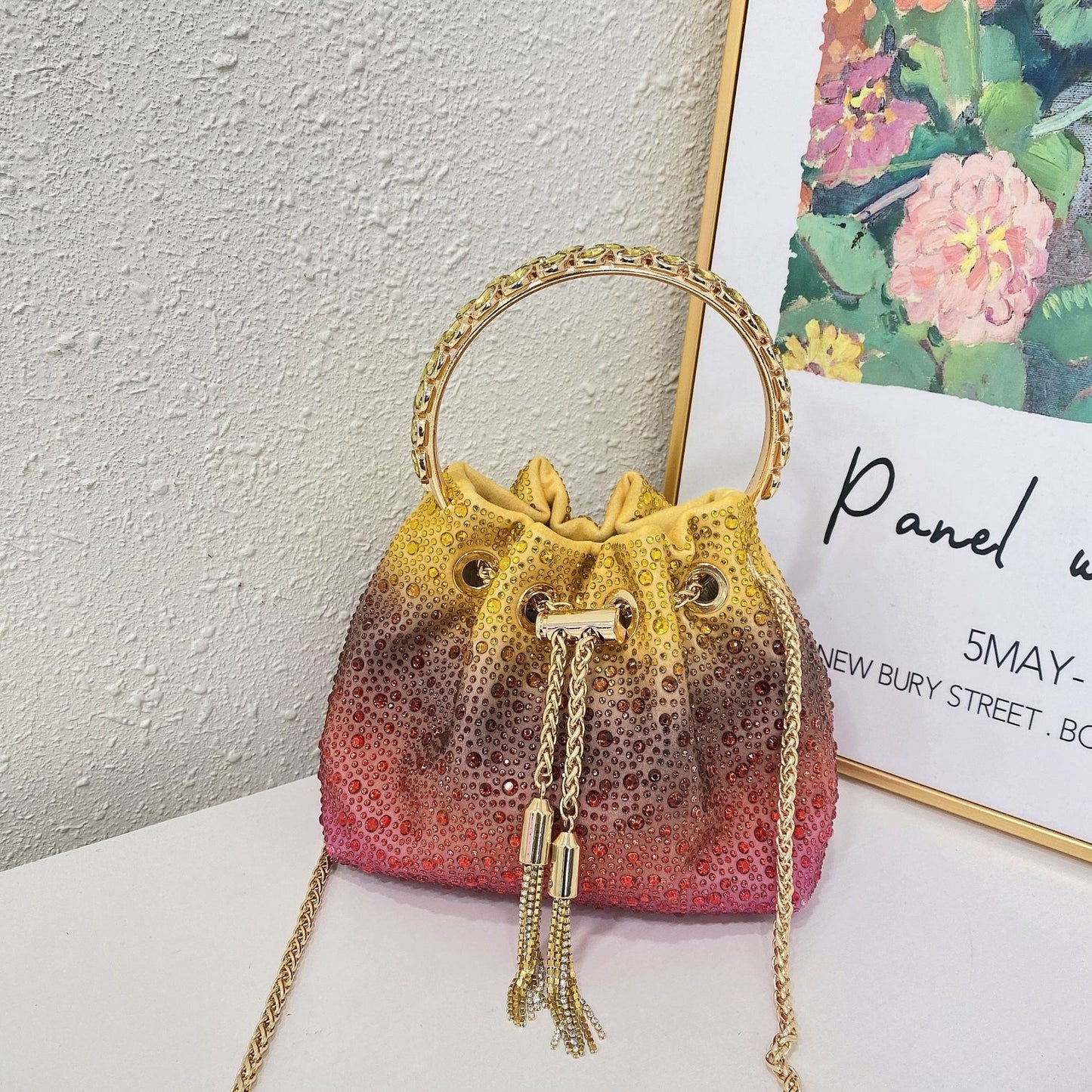GlimmerTote – Elegant Rhinestone Chain Handbag