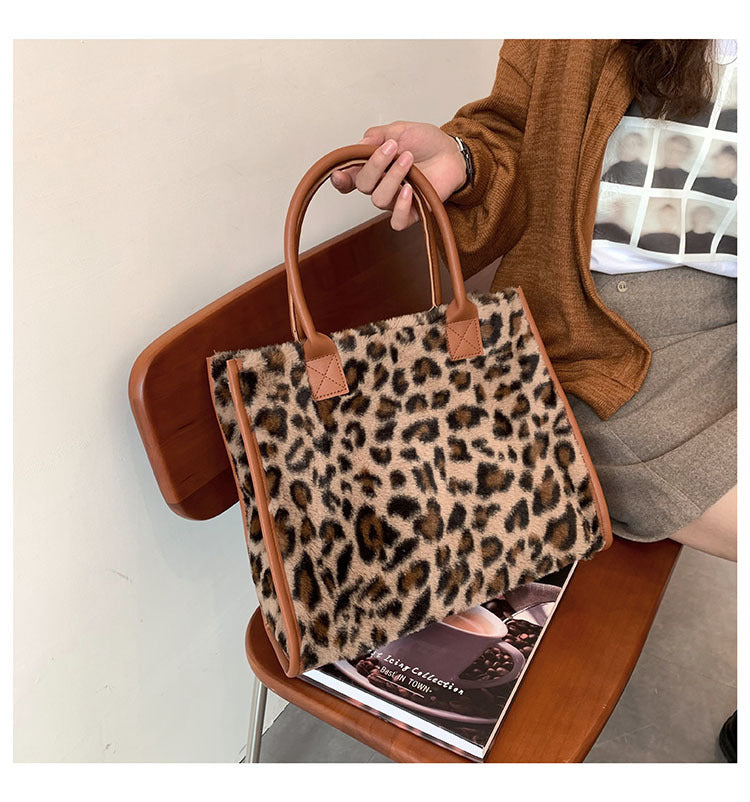 Korean Chic – Stylish Western-Inspired Large Handbag