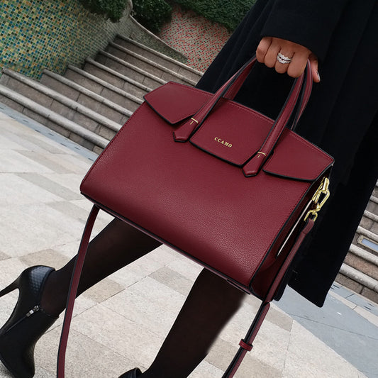 "Elegant Large Crossbody Shoulder Bag for Women"