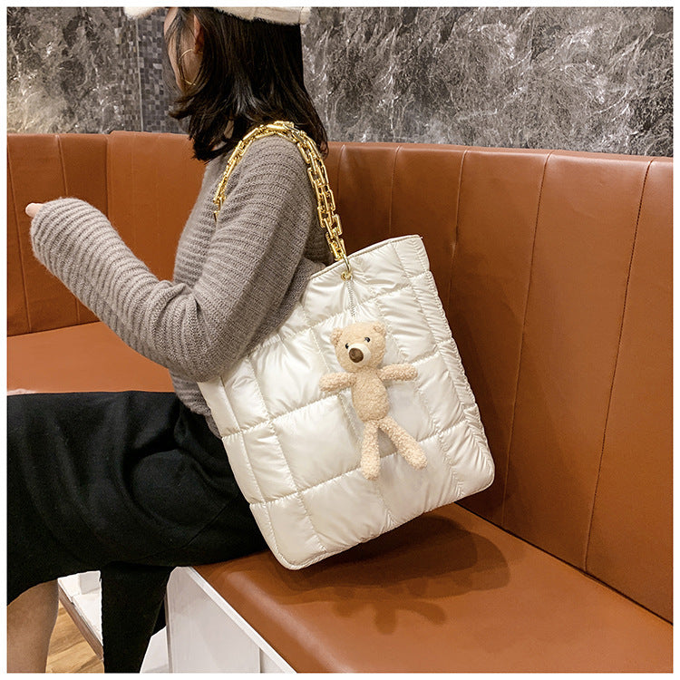 BoldLuxe – Thick Chain Leather Tote for Women