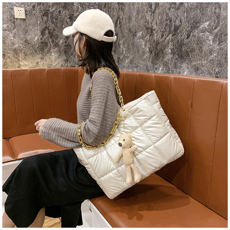BoldLuxe – Thick Chain Leather Tote for Women