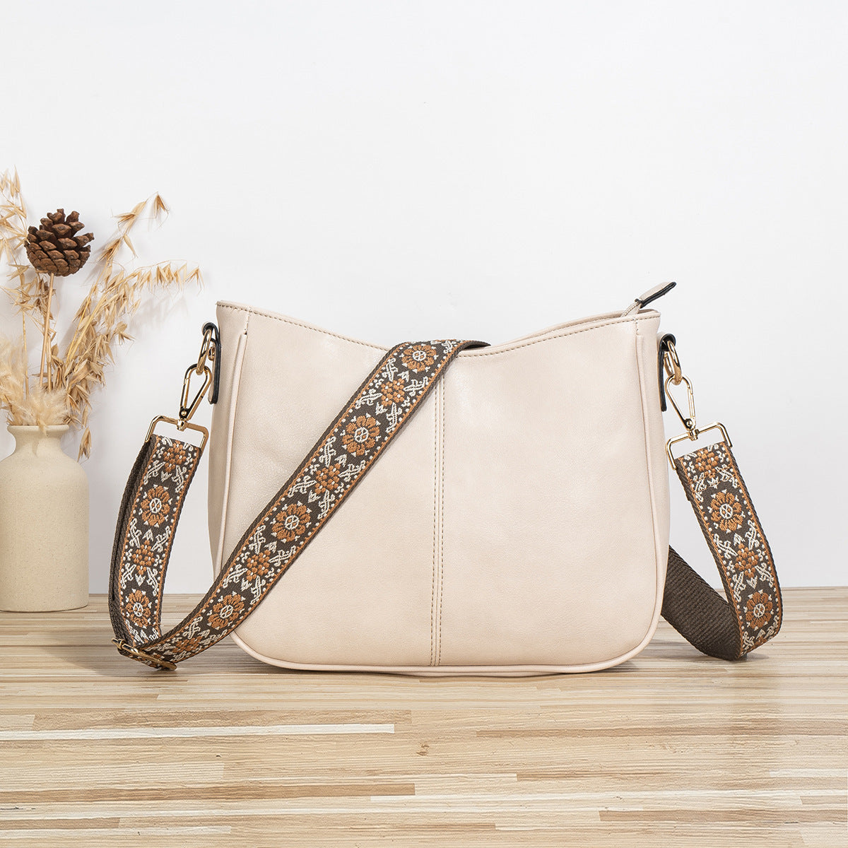 SleekMuse – Minimalist Crossbody Shoulder Bag